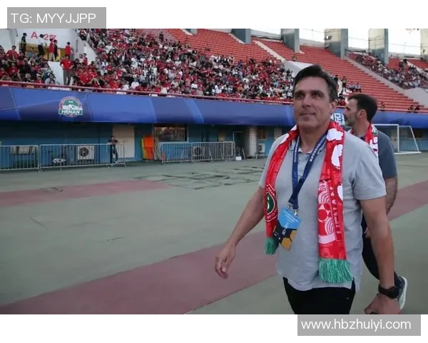 足球明星大揭秘通过图片猜测他们的身份与成就乐趣无穷快来挑战你的足球知识吧